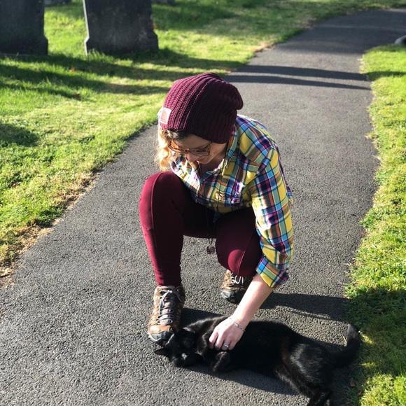 Meet your Posher, Ashley - Picture 2 of 2